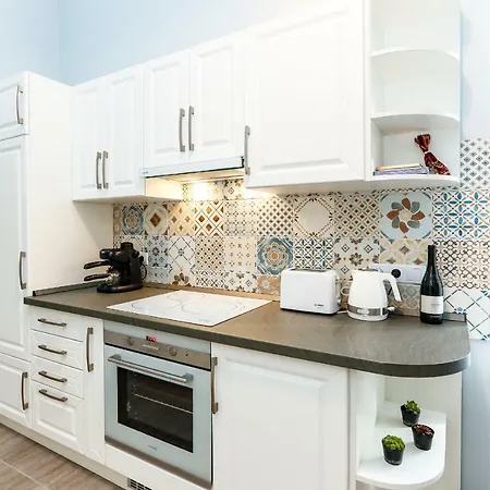 D8 Design & Apartment *